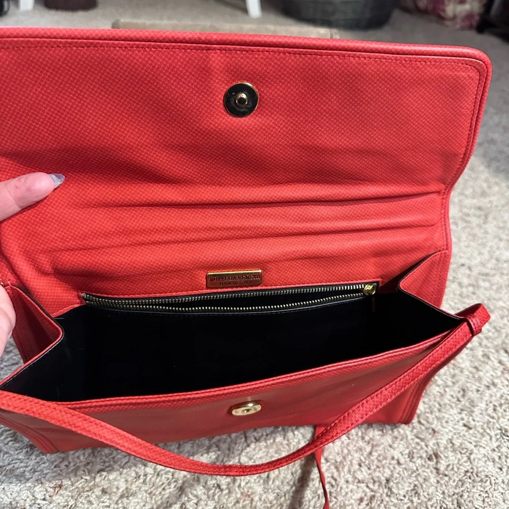 Bottega Veneta Red Crossbody orcClutch